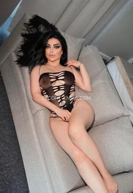 Escort Ennis Hannah — 6