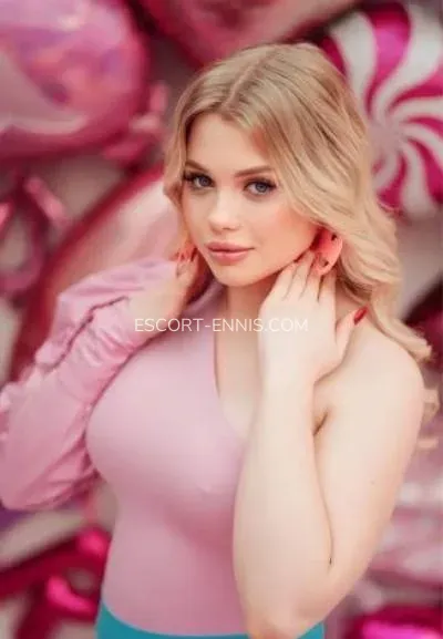 Escort Ennis Clorinda — 1