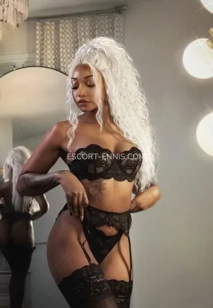 Escort Ennis Helen — 5