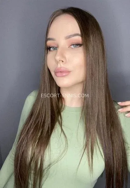 Escort Ennis Carina — 1