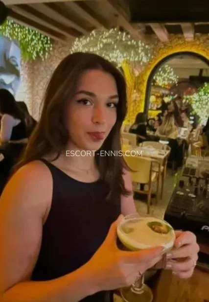 Escort Ennis Britt — 7