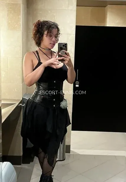 Escort Ennis Julia — 7