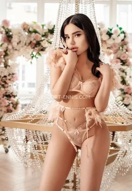Escort Ennis Clorinda — 5