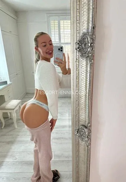 Escort Ennis Naomi — 6