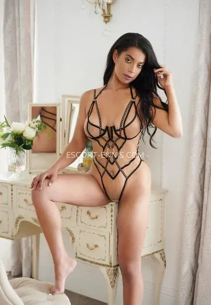 Escort Ennis Madeline — 10