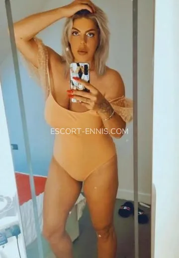 Escort Ennis Emelie — 2