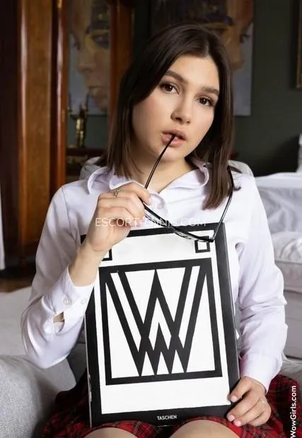 Escort Ennis Siv — 2