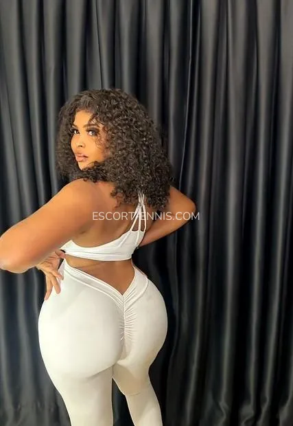 Escort Ennis Nieves — 2