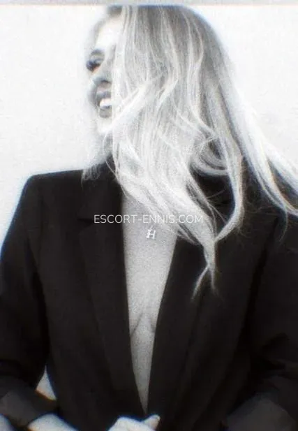 Escort Ennis Viktoria — 3