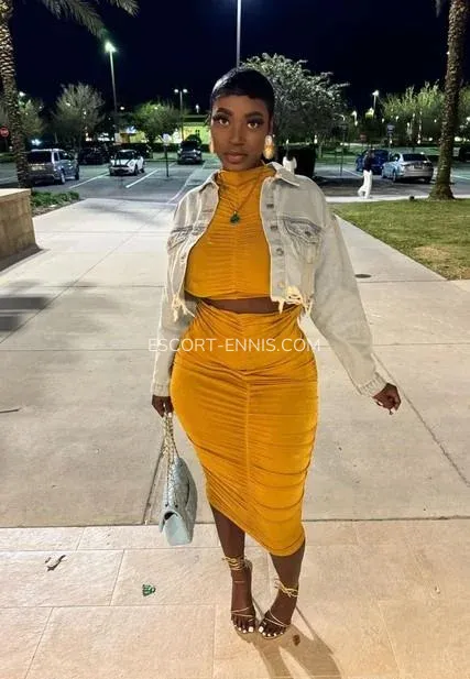 Escort Ennis Zoe — 4