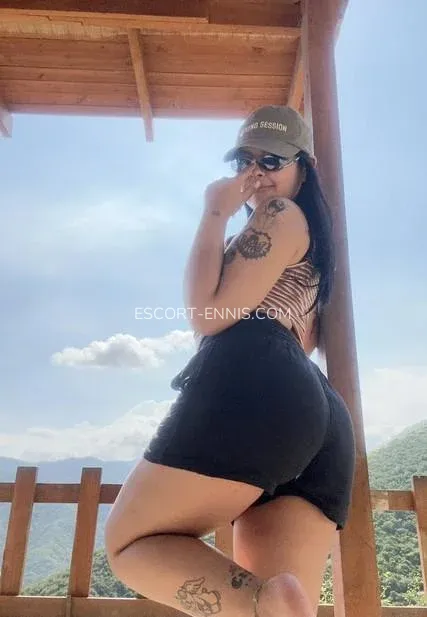 Escort Ennis Courtney — 5