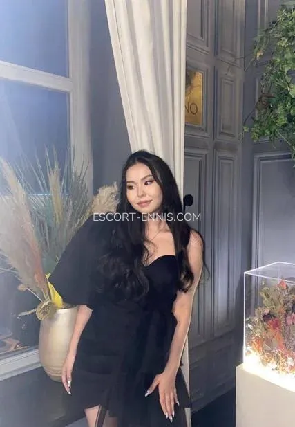 Escort Ennis Dakota — 3