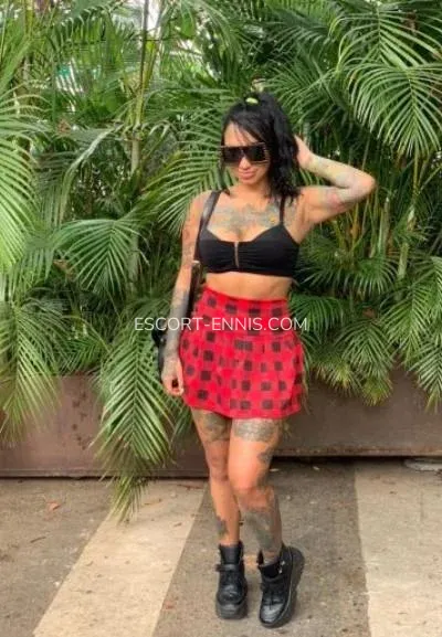 Escort Ennis Hanna — 5