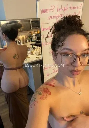 Escort Ennis Karin — 1