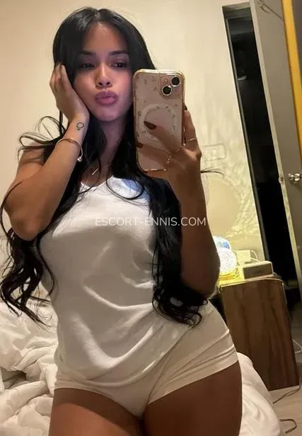 Escort Ennis Keira — 1