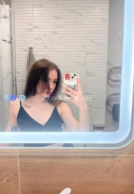 Escort Ennis Elvira — 7