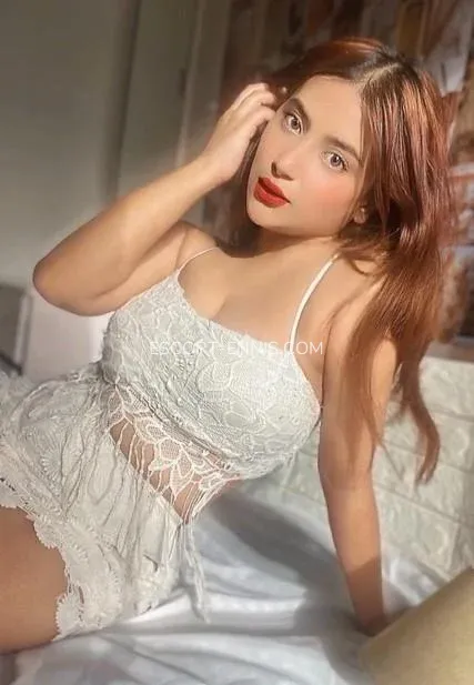 Escort Ennis Nathalie — 3