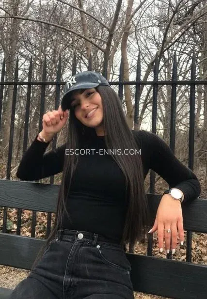 Escort Ennis Clorinda — 1