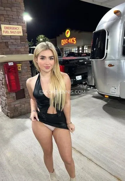 Escort Ennis Linnéa — 3