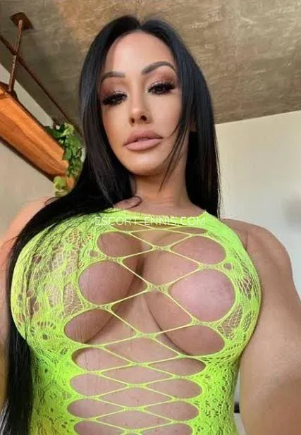 Escort Ennis Layla — 3