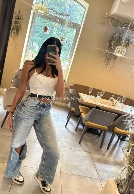 Escort Ennis Ariana — 7
