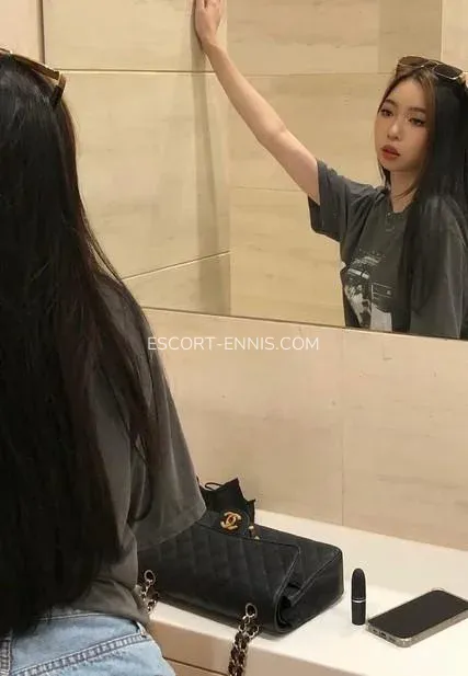 Escort Ennis Emilia — 3