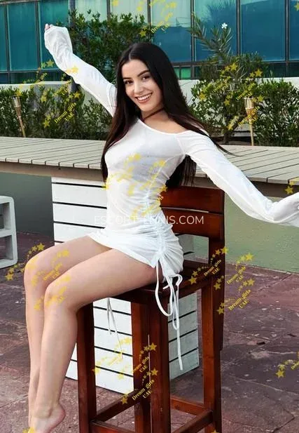 Escort Ennis Alexandra — 10