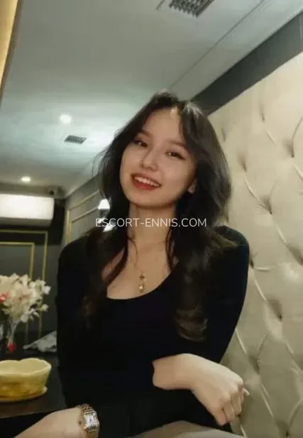 Escort Ennis Dakota — 5