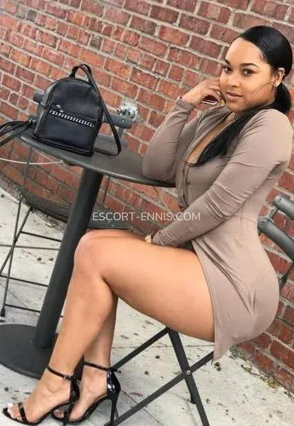 Escort Ennis Madelyn — 4