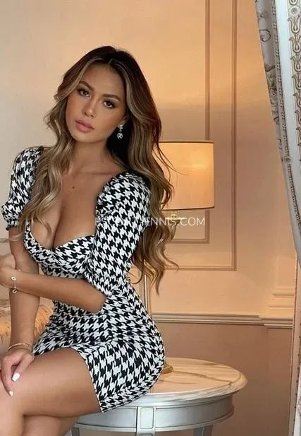 Escort Ennis Aurora — 1