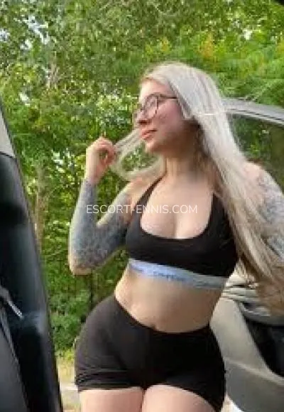 Escort Ennis Ashlyn — 2