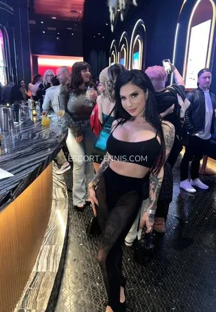 Escort Ennis Amarinda — 5