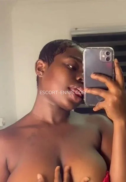 Escort Ennis Milagros — 4
