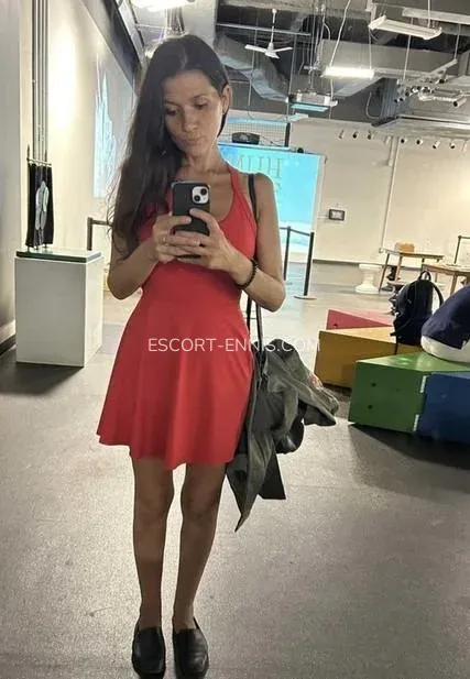 Escort Ennis Lauren — 4