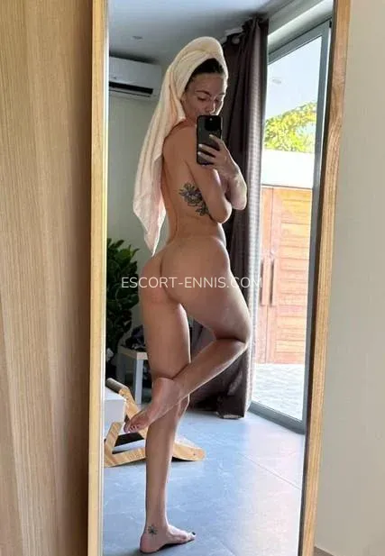 Escort Ennis Yvonne — 1