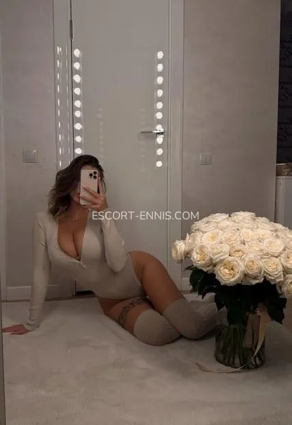 Escort Ennis Amanda