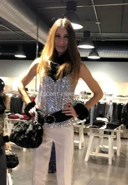 Escort Ennis Karolina — 5