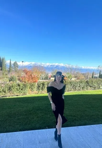 Escort Ennis Melanie — 5