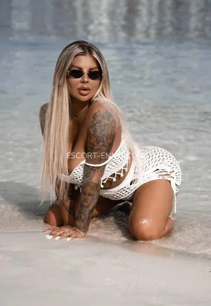 Escort Ennis Ida — 4