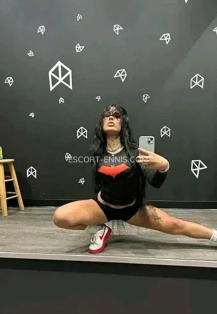 Escort Ennis Emilia — 1