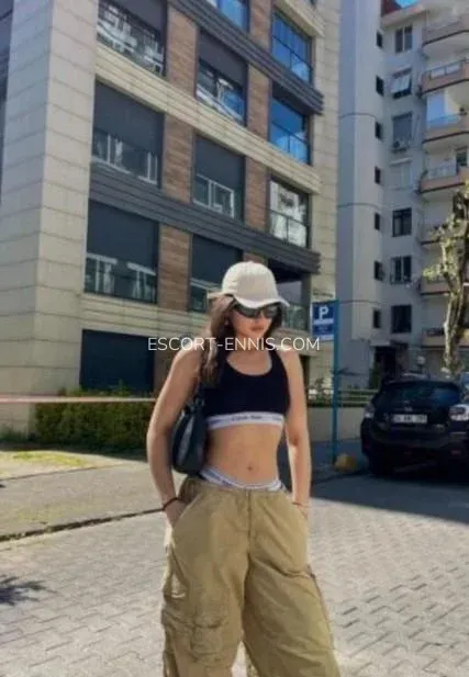 Escort Ennis Britt — 6
