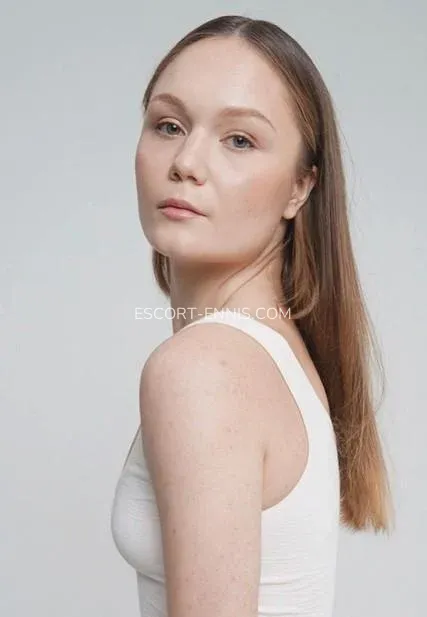 Escort Ennis Nathalie — 3