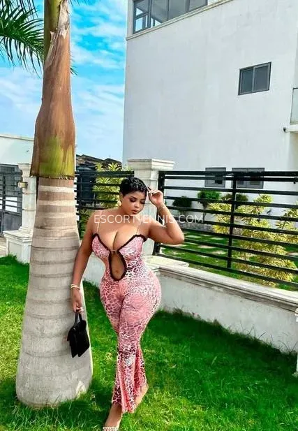 Escort Ennis Nieves — 3