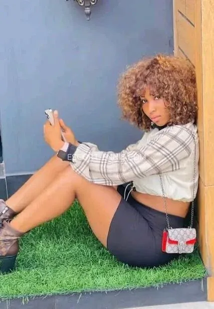 Escort Ennis Oriana — 1