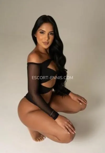 Escort Ennis Keira — 2