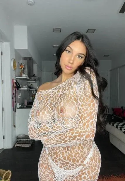 Escort Ennis Barbro — 4