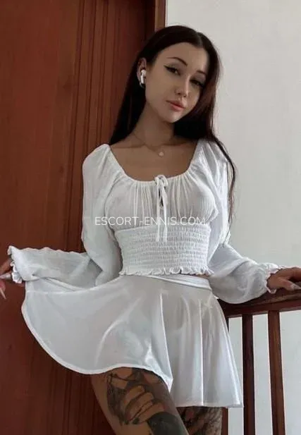 Escort Ennis Elvira — 4