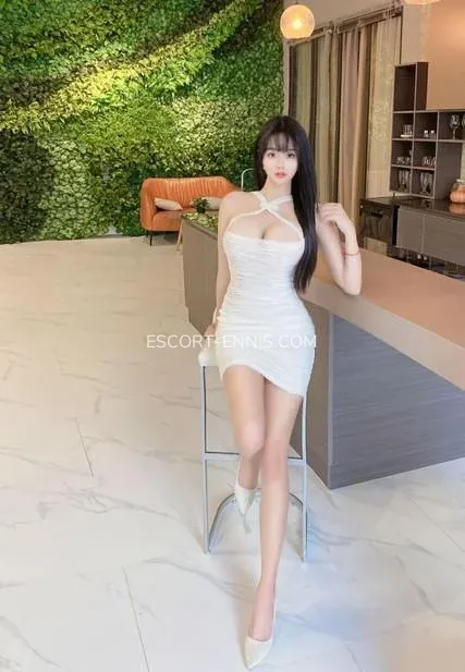 Escort Ennis Rylee — 1