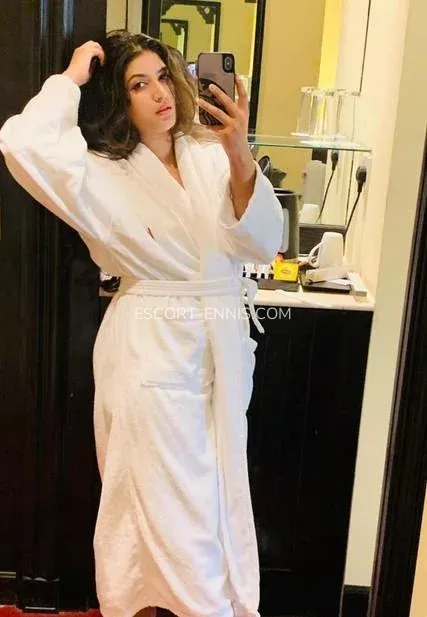 Escort Ennis Jocelyn — 1