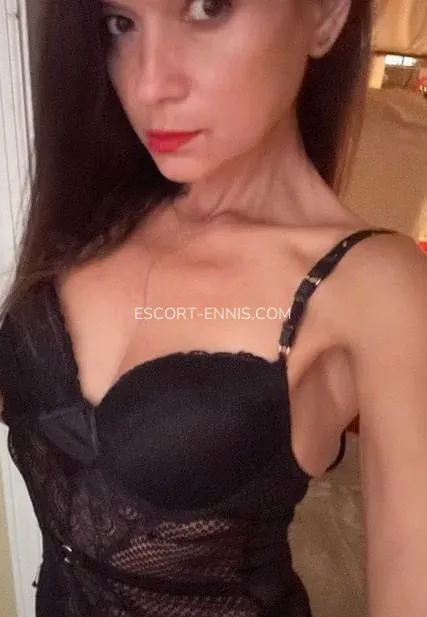 Escort Ennis Lauren — 3